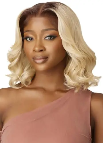 Outre Alora Perfect Hairline HD lace front bleach synthetic wig in California blonde